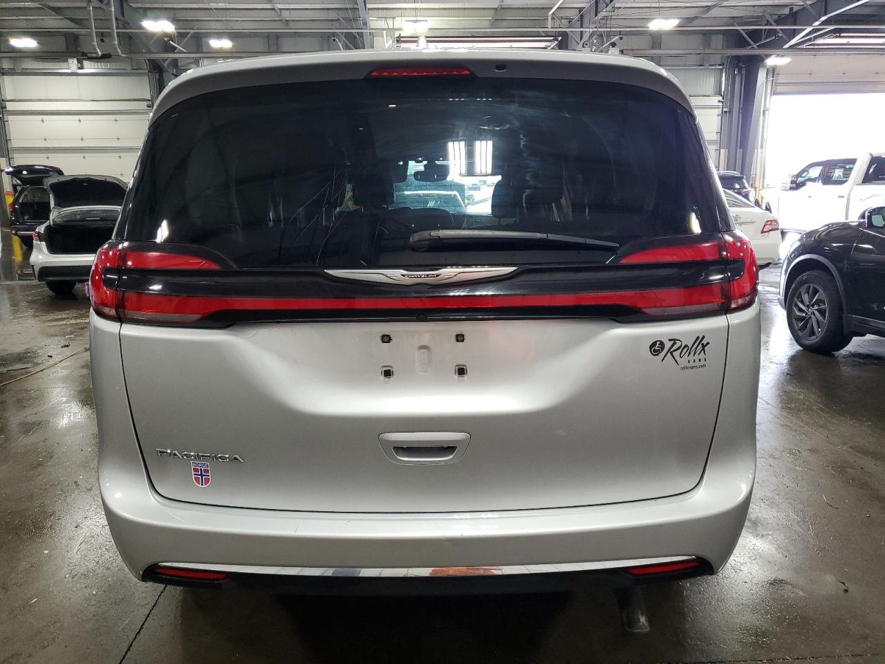 2022 Chrysler Pacifica Touring L VIN: 2C4RC1BG1NR166829 Lot: 69117045