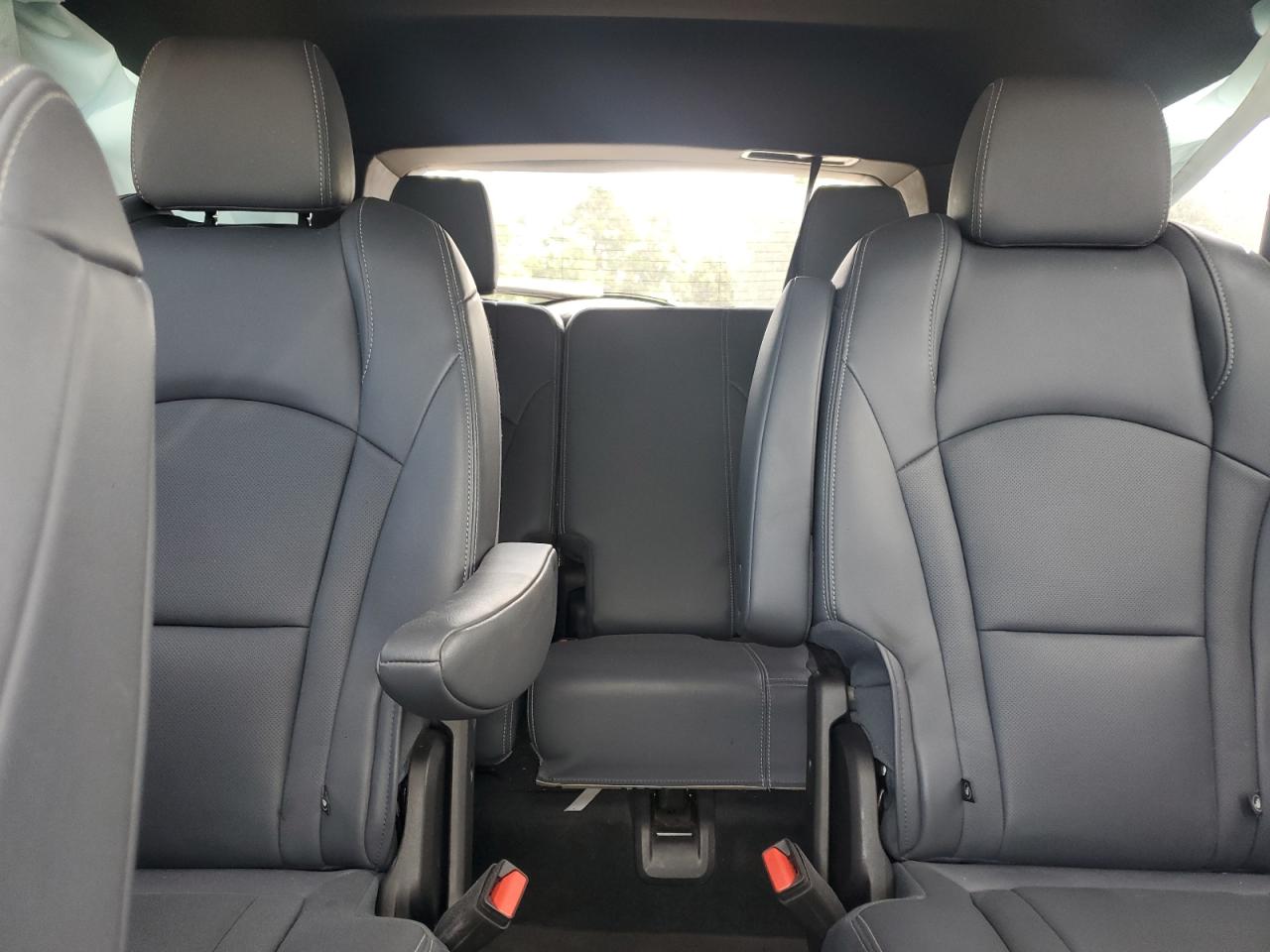 2022 Buick Enclave Essence VIN: 5GAERBKW2NJ190217 Lot: 69798075