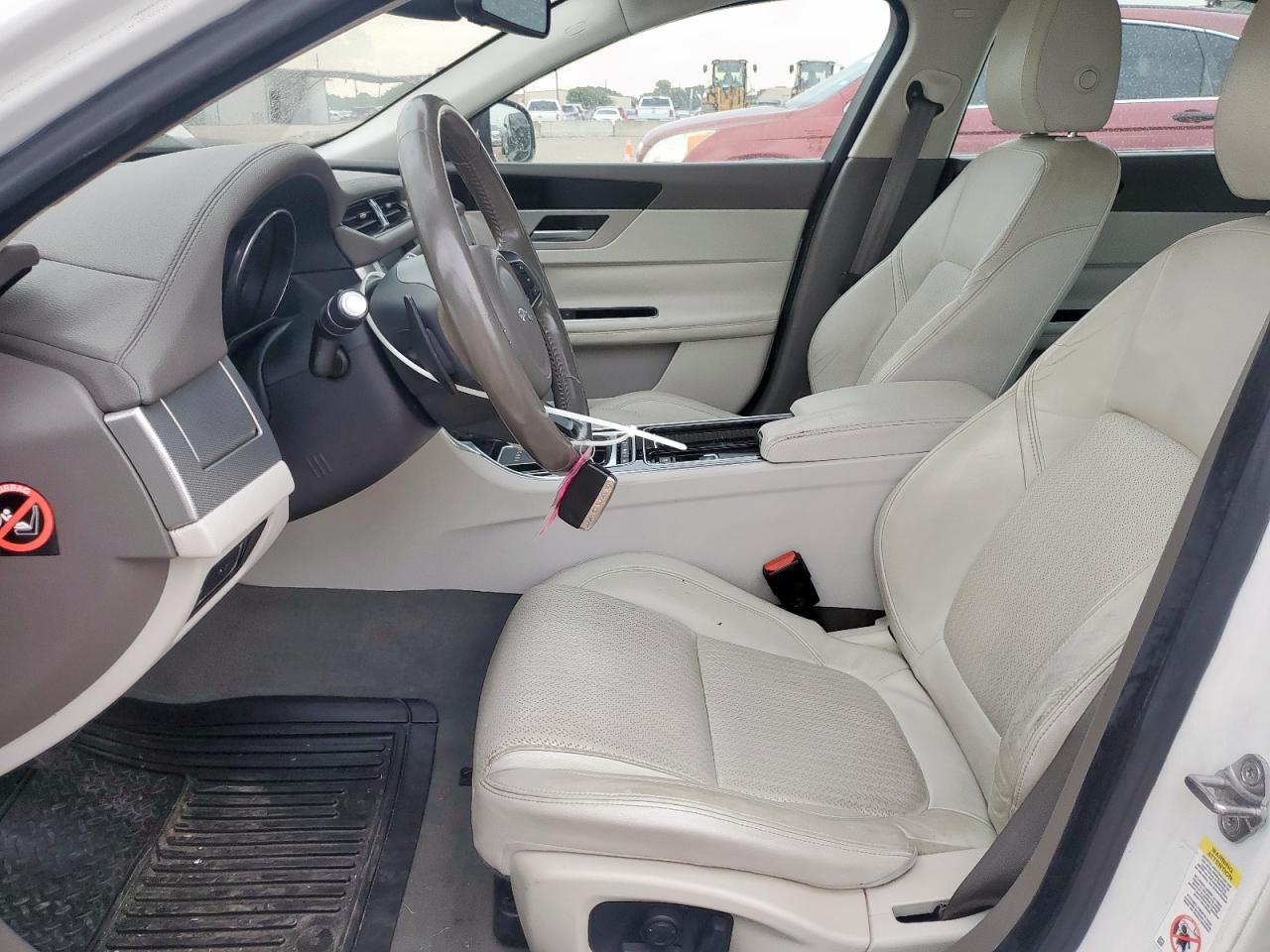 2016 Jaguar Xf Prestige VIN: SAJBE4BV9GCY02597 Lot: 69986905