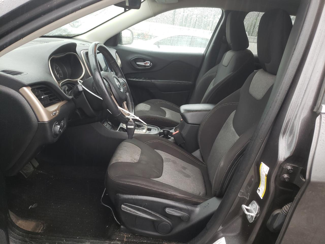 2014 Jeep Cherokee Latitude VIN: 1C4PJLCS6EW321166 Lot: 68216095