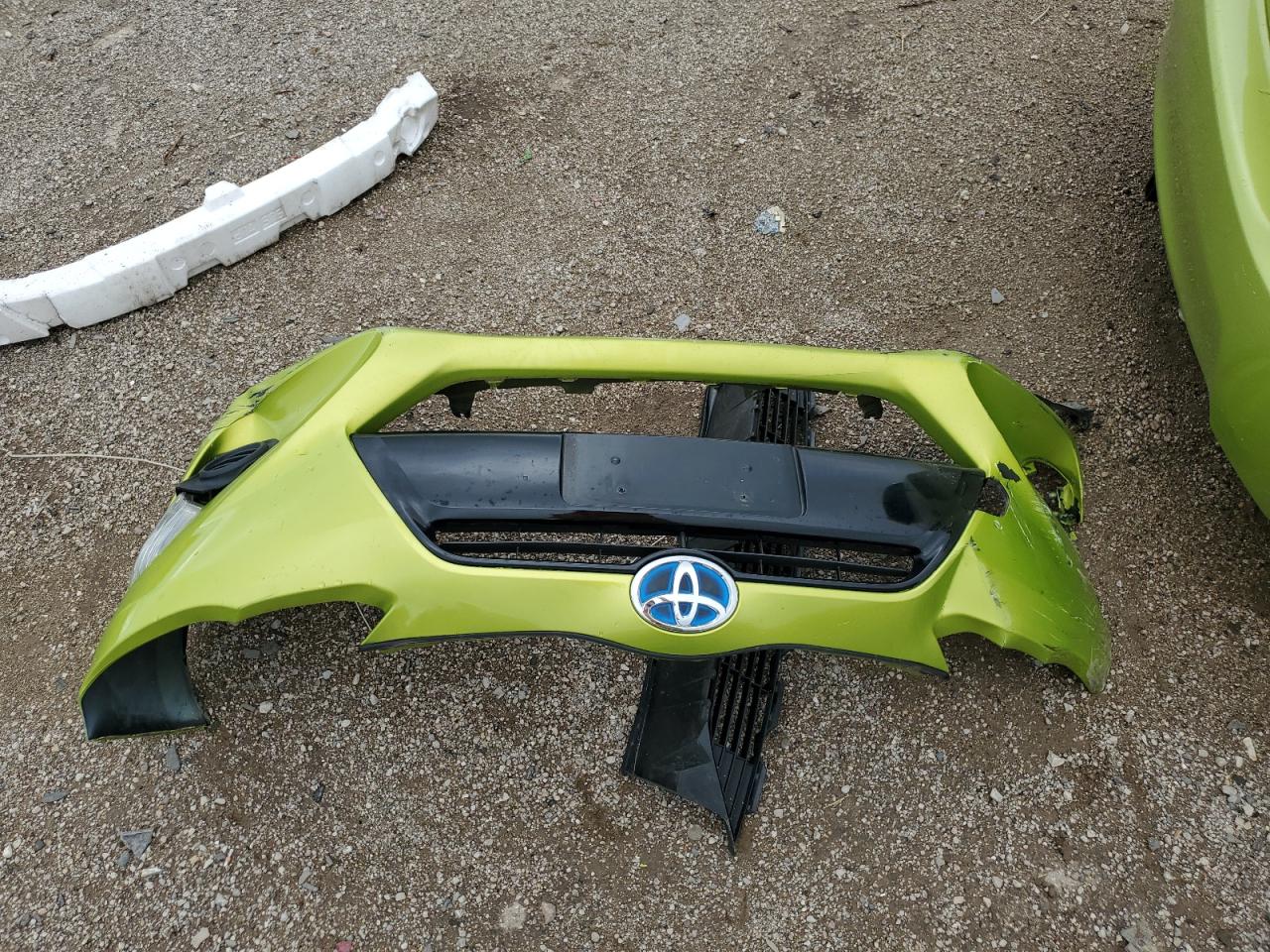 2015 Toyota Prius C VIN: JTDKDTB35F1104606 Lot: 69390215