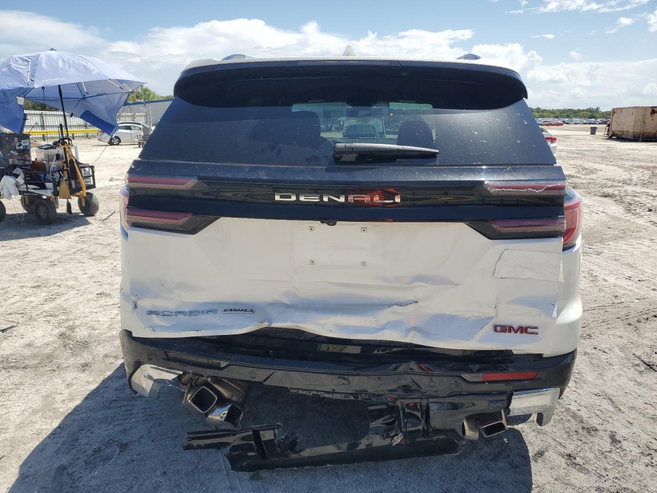 2024 GMC Acadia Denali VIN: 1GKENRKS0RJ221426 Lot: 71201055