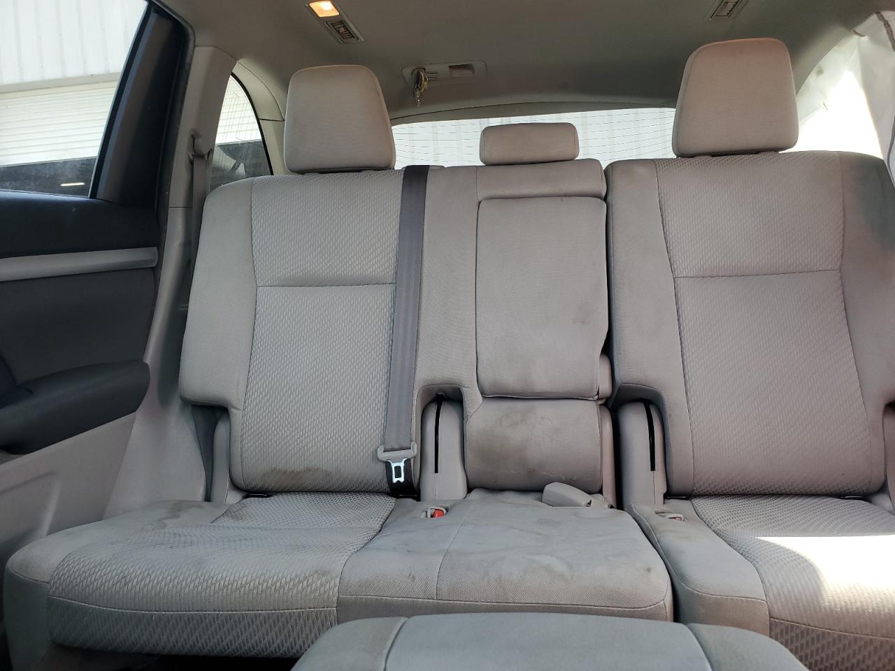 2019 Toyota Highlander Le VIN: 5TDZARFH8KS051719 Lot: 70501375