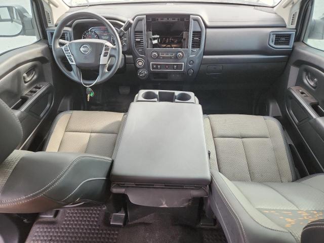  NISSAN TITAN 2021 Белы