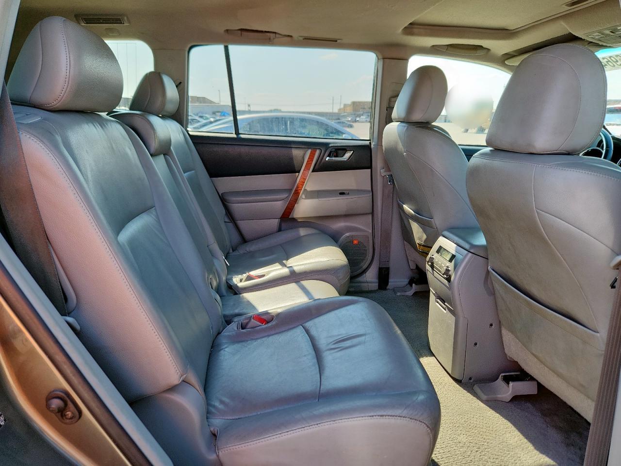 2008 Toyota Highlander Limited VIN: JTEES42A682088187 Lot: 69640315