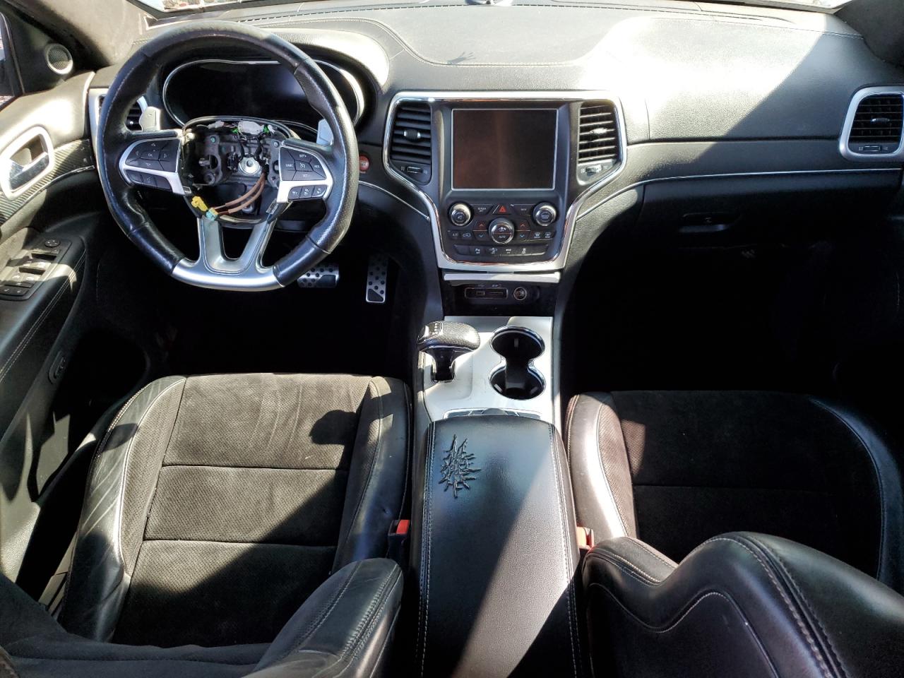 2015 Jeep Grand Cherokee Srt-8 VIN: 1C4RJFDJXFC829675 Lot: 70106415