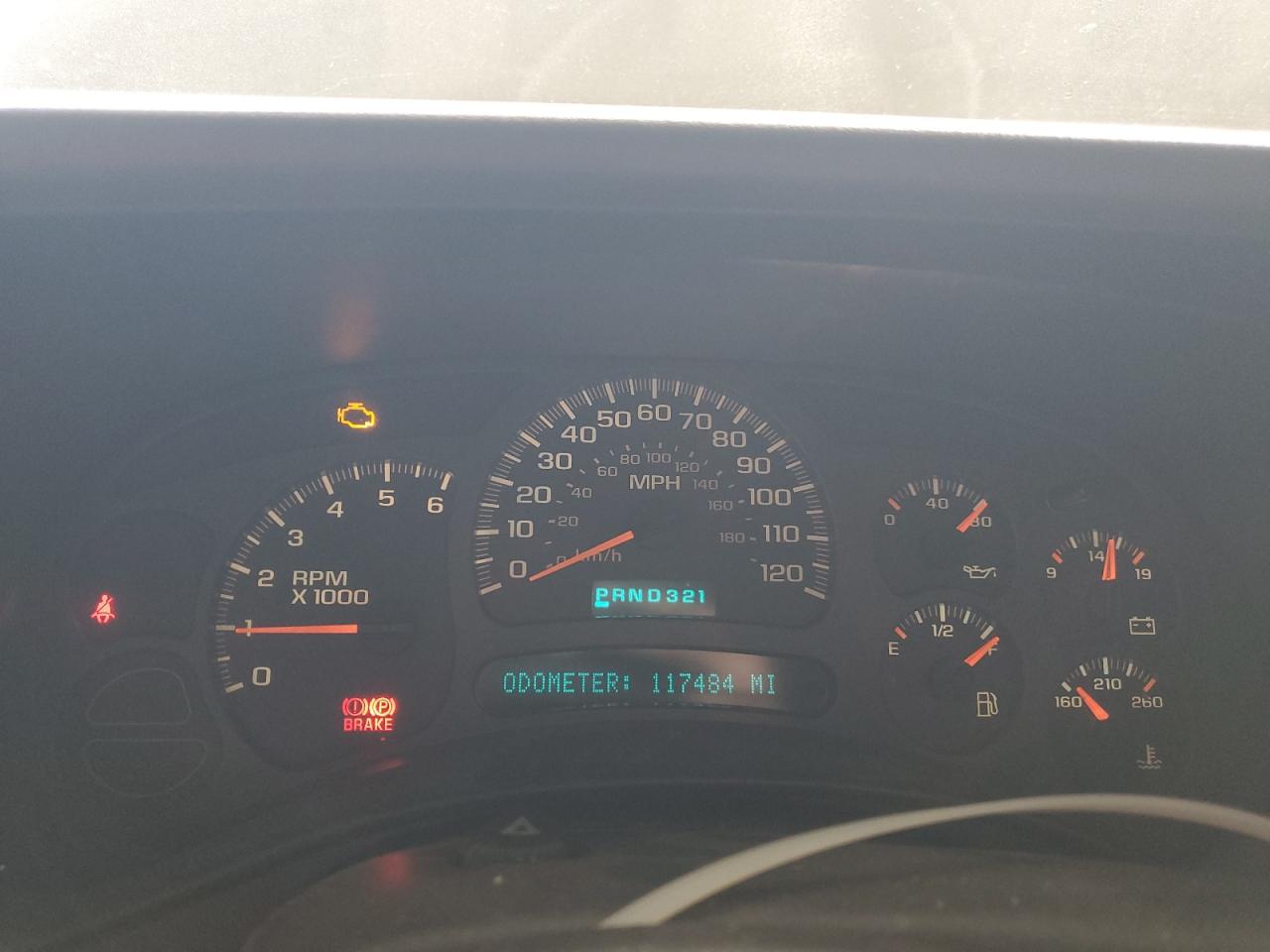 2004 Chevrolet Tahoe K1500 VIN: 1GNEK13V24J259402 Lot: 70152205