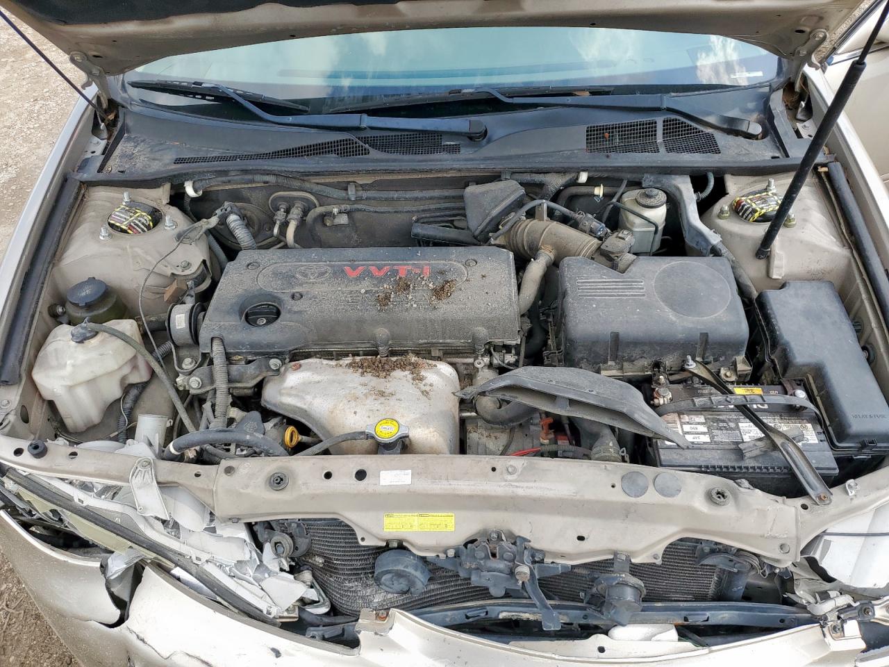 2004 Toyota Camry Le VIN: 4T1BE32KX4U366925 Lot: 70744825