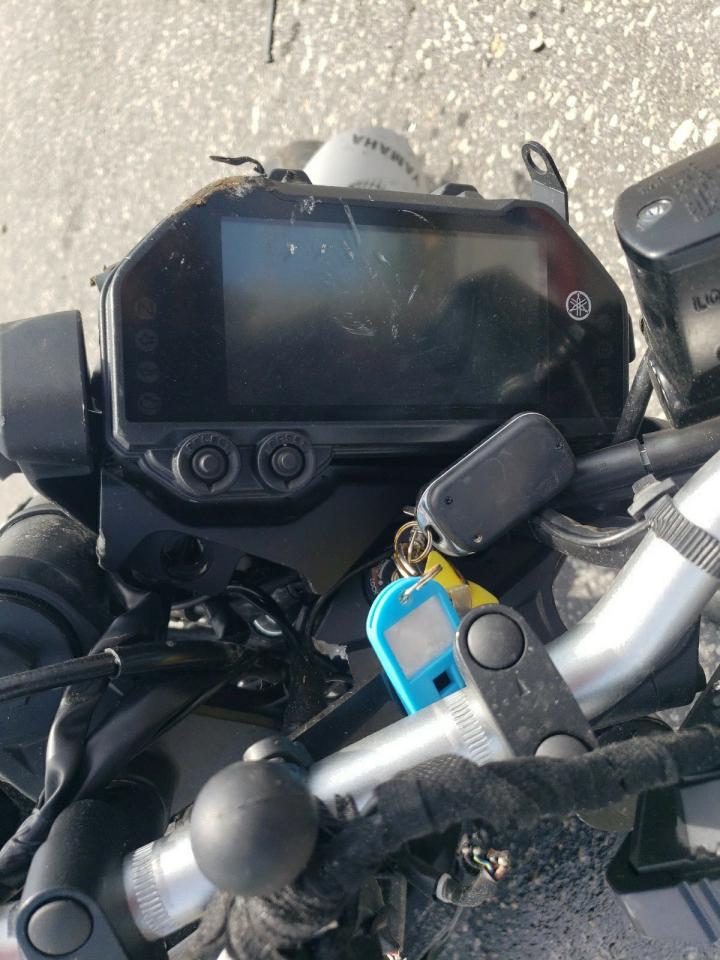 2025 Yamaha Mtn320 A VIN: MH3RH28E8SK002468 Lot: 67362725