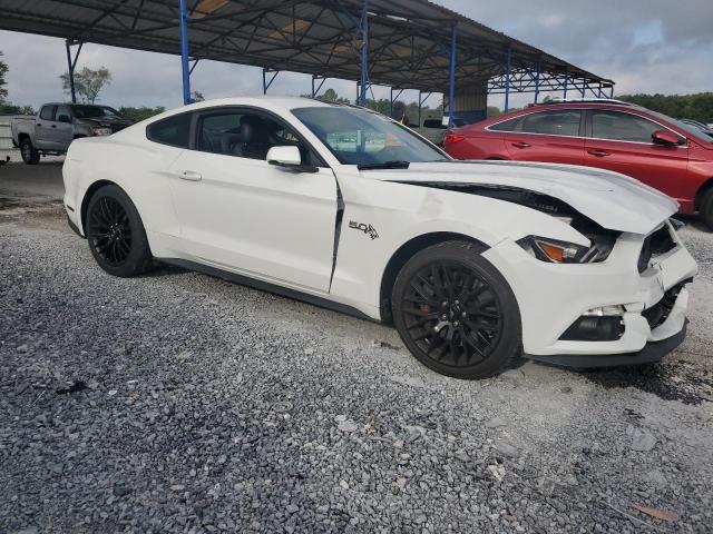  FORD MUSTANG 2017 Белы