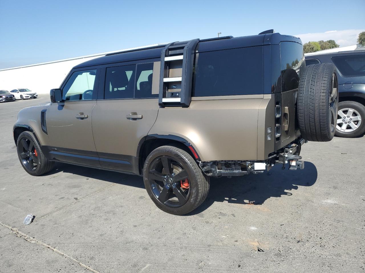 2023 Land Rover Defender 130 X brown null gas SALEXFEU2P2233921 photo #3