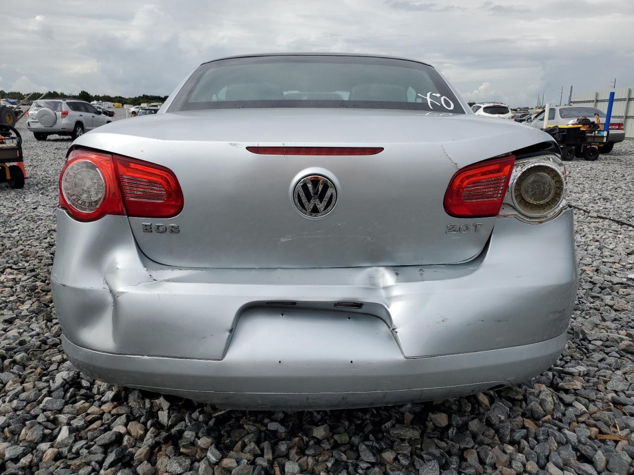 2007 Volkswagen Eos 2.0T VIN: WVWBA71F17V044085 Lot: 70508945