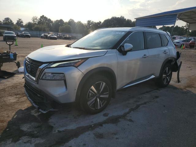  NISSAN ROGUE 2022 Srebrny