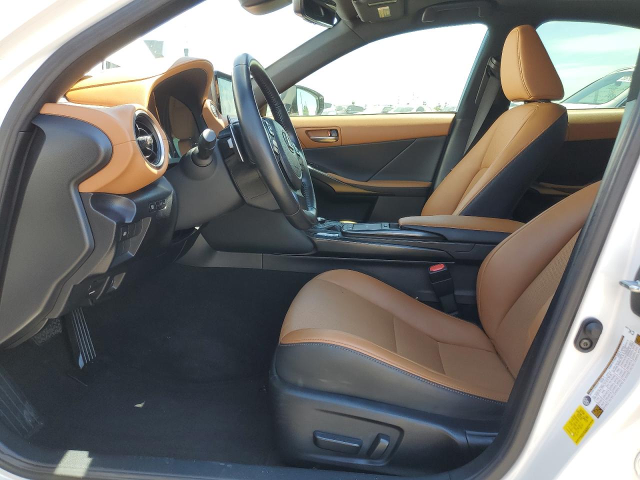 2021 Lexus Is 300 VIN: JTHC81F28M5046574 Lot: 70673535