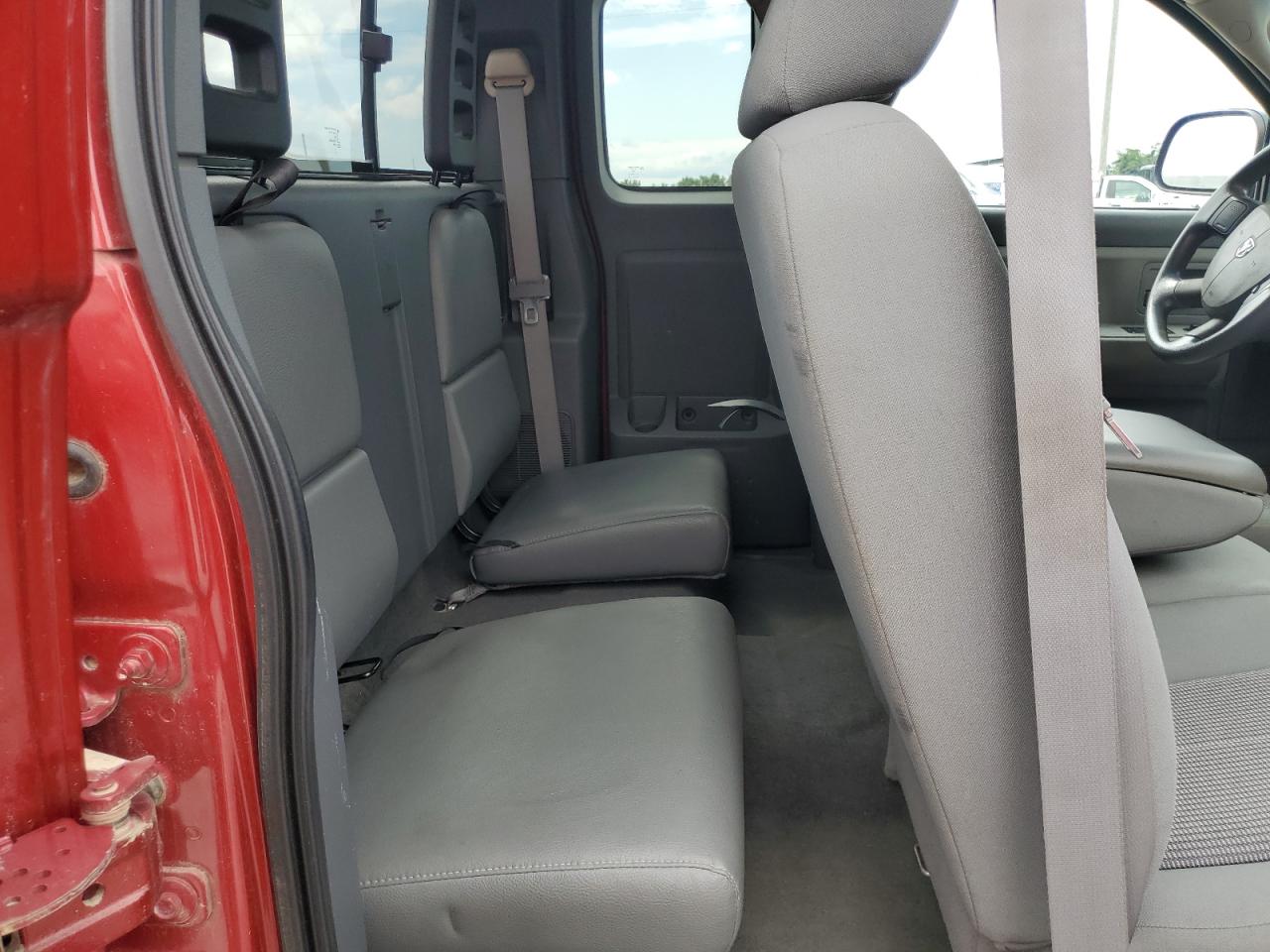 2007 Dodge Dakota Slt VIN: 1D7HW42P57S138558 Lot: 67308415