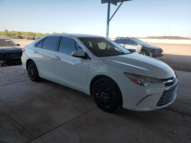  TOYOTA CAMRY 2015 White