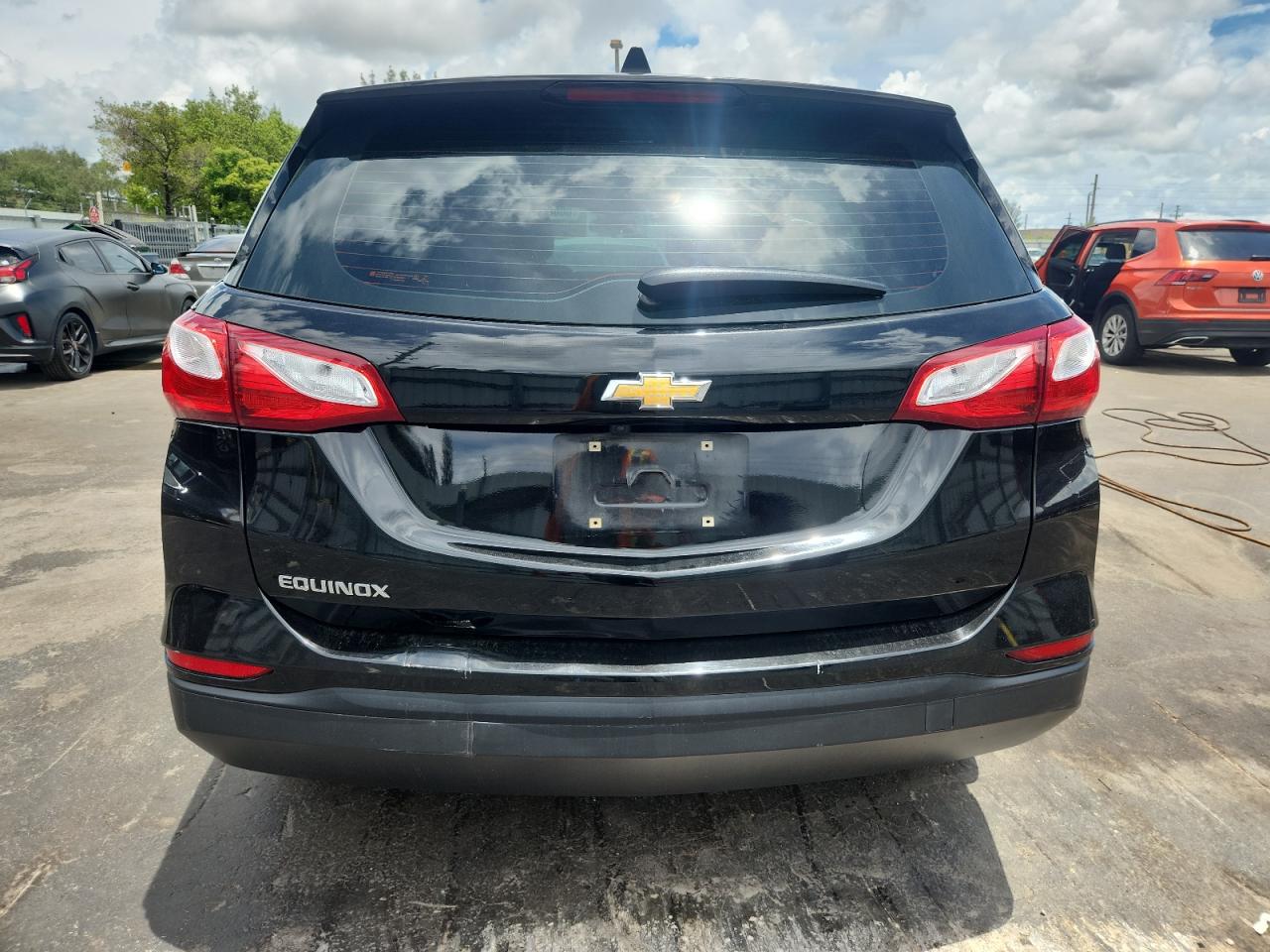 2019 Chevrolet Equinox Ls VIN: 3GNAXHEV6KL356601 Lot: 68084375