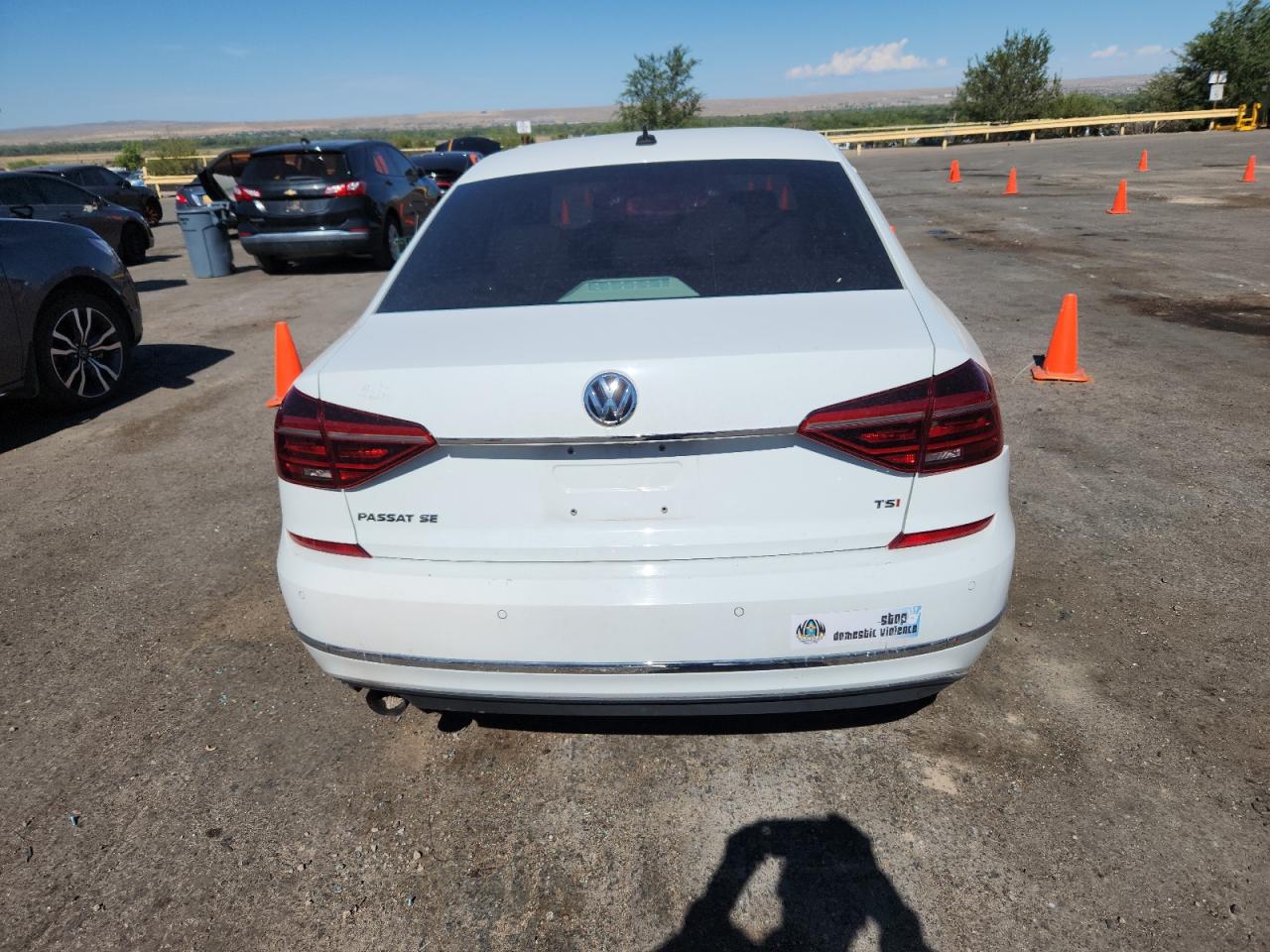 2018 Volkswagen Passat Se VIN: 1VWBA7A37JC016216 Lot: 69230155