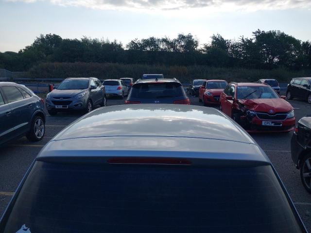 2011 VOLKSWAGEN GOLF MATCH