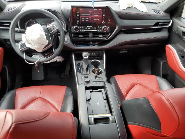  TOYOTA HIGHLANDER 2022 Серебристый