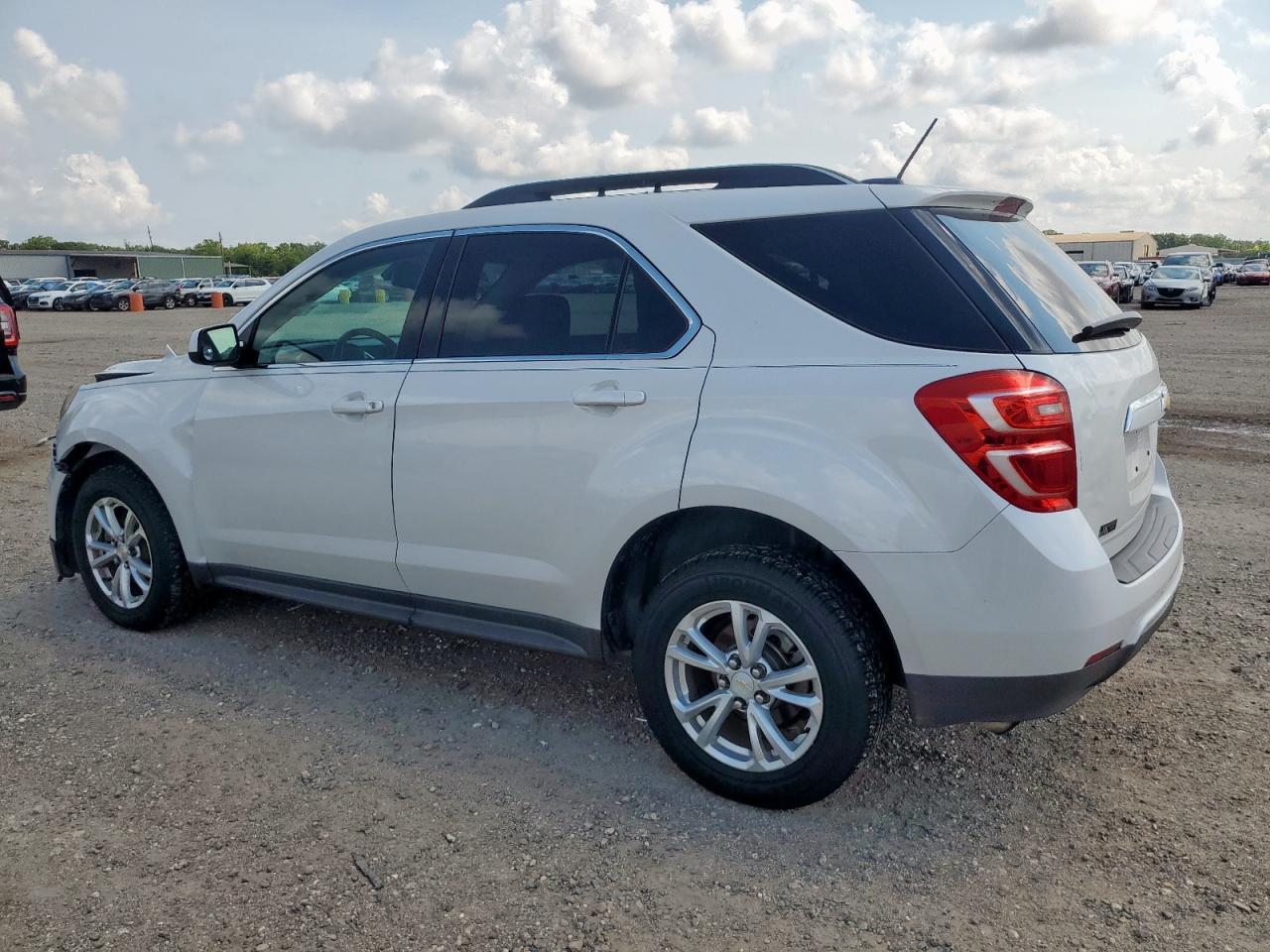 2GNALCEK5G6125656 CHEVROLET EQUINOX 2016 WHITE Photo 2