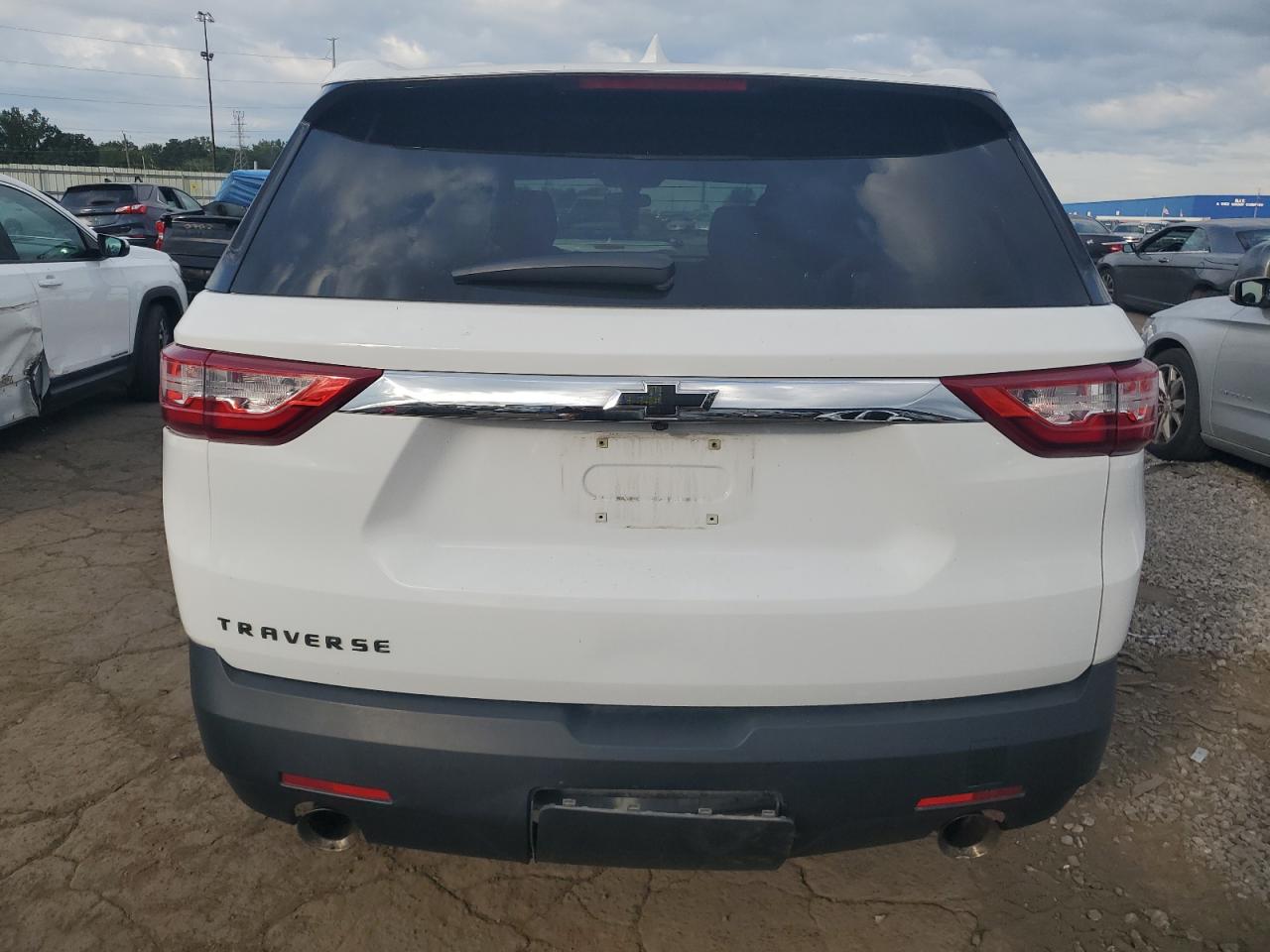 2019 Chevrolet Traverse Ls VIN: 1GNERFKW6KJ267678 Lot: 70763795