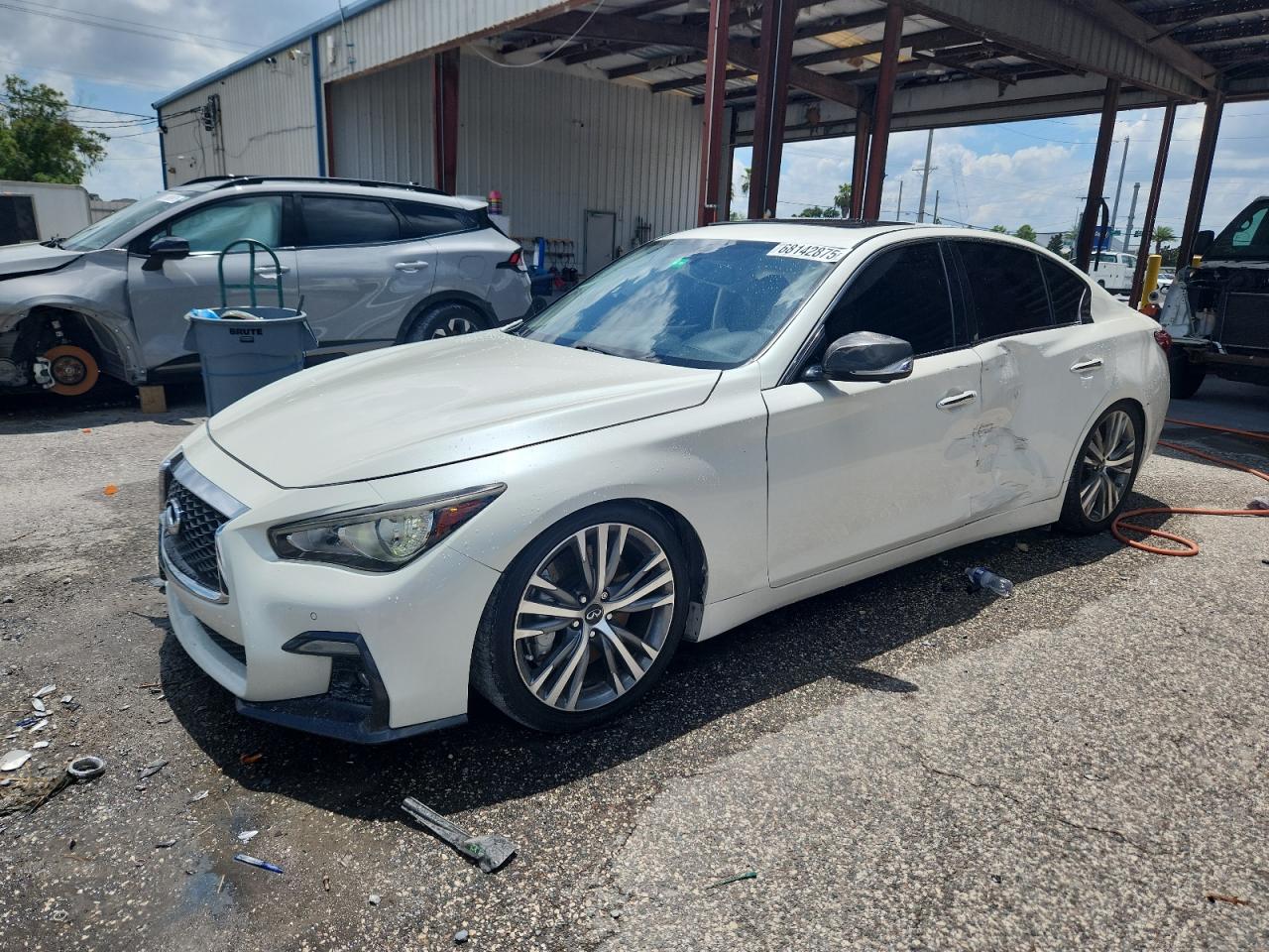 2018 Infiniti Q50 Luxe white null gas JN1EV7AP8JM353059 photo #1