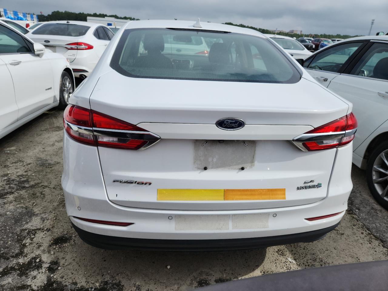 2019 Ford Fusion Se VIN: 3FA6P0LU8KR124840 Lot: 54039965