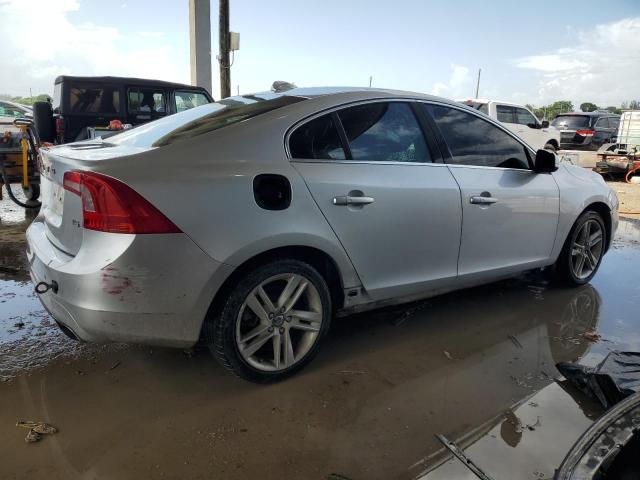  VOLVO S60 2014 Srebrny