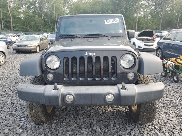 Parquets JEEP WRANGLER 2016 Czarny