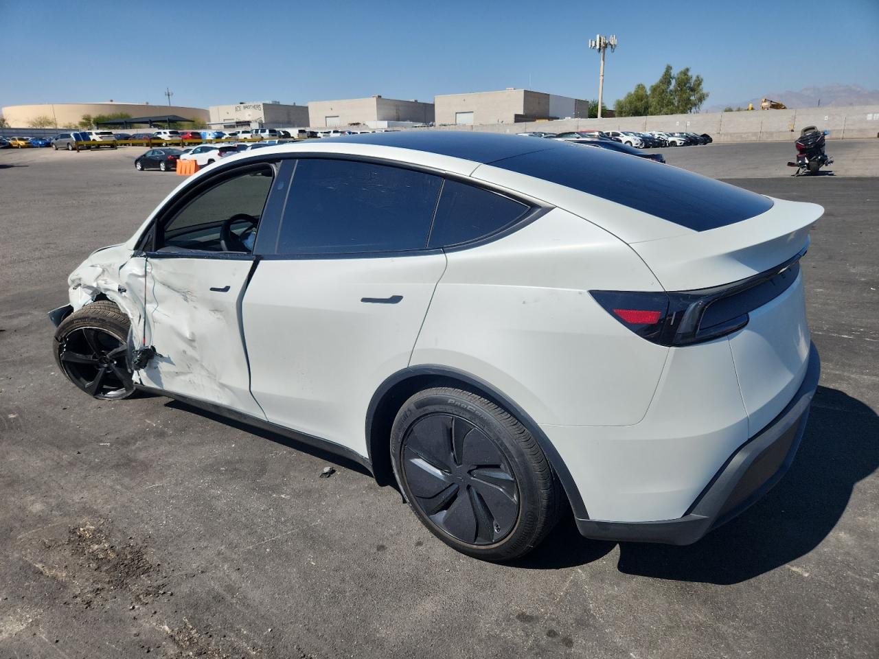 Images of 2026 TESLA MODEL Y 7SAYGDEE3TF345767 | vin: 7SAYGDEE3TF345767 | 69067875