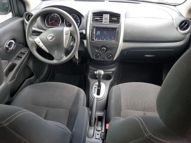 NISSAN VERSA 2015 Szary