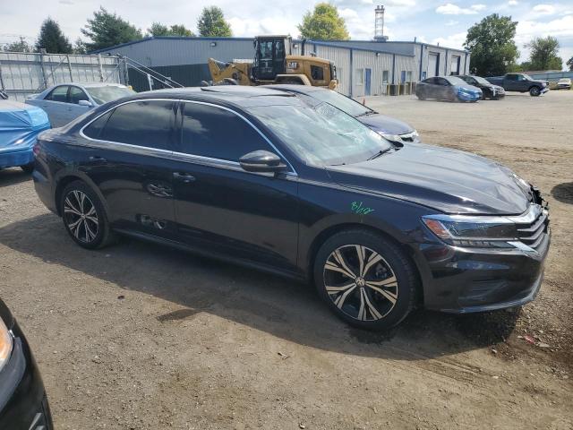  VOLKSWAGEN PASSAT 2022 Черный
