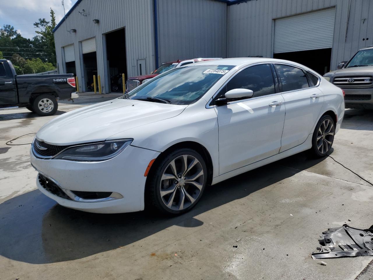2015 Chrysler 200 C white null gas 1C3CCCCB6FN588537 photo #1