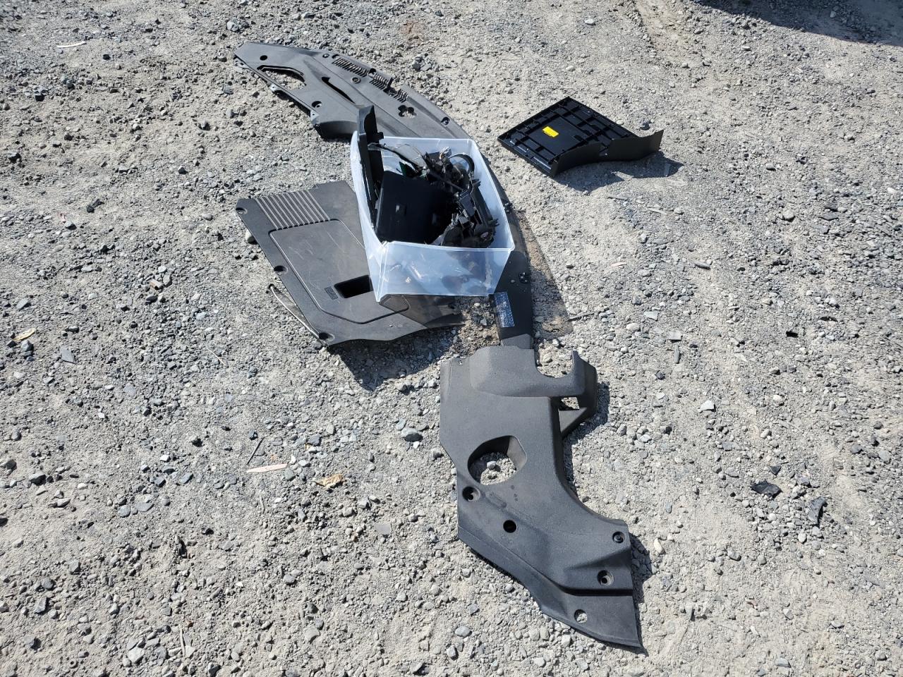 2013 Lexus Rx 450H VIN: JTJBC1BAXD2066560 Lot: 69658805