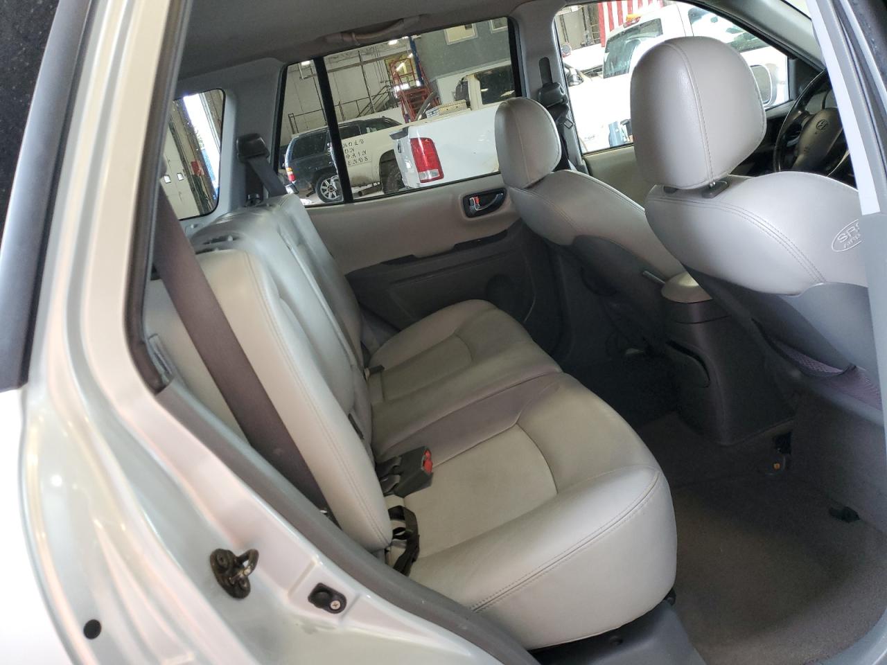 2005 Hyundai Santa Fe Gls VIN: KM8SC13E25U965841 Lot: 68295305