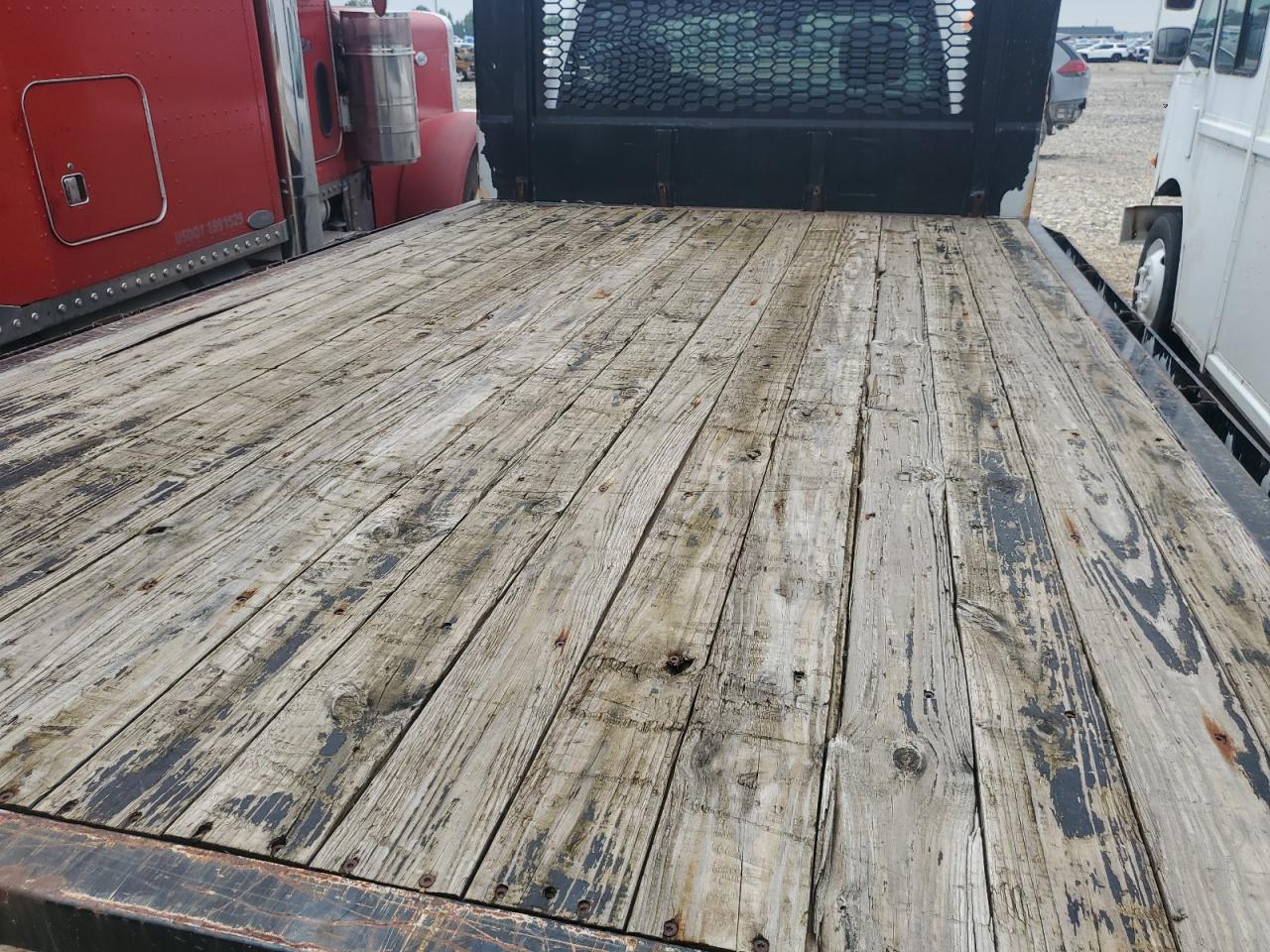 2018 Ram Trucks 3500 - Delivery Truck VIN: 3C7WRSBJ8JG124941 Lot: 81530515