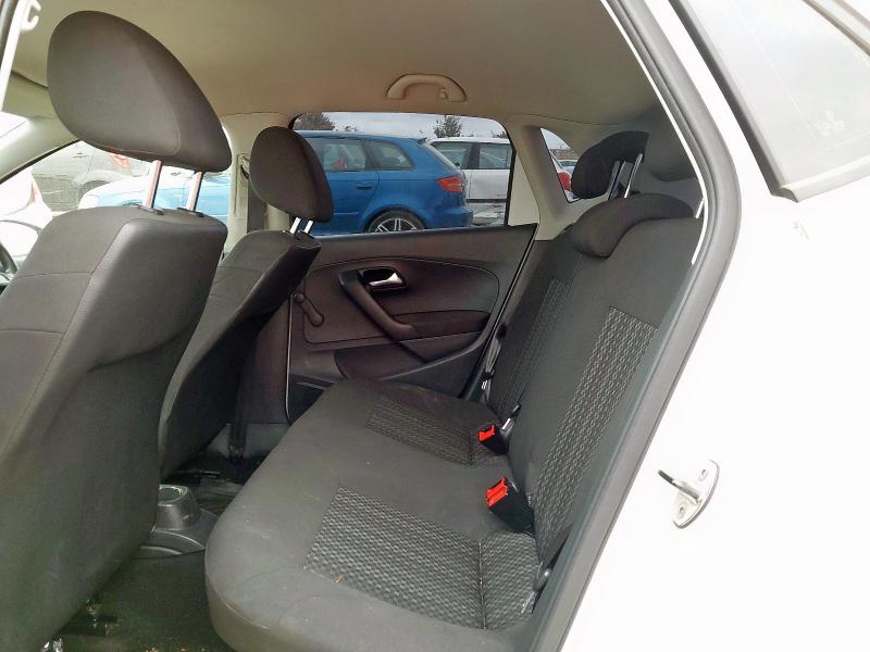 2015 VOLKSWAGEN POLO S AC 