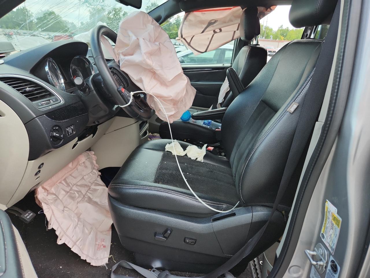 2017 Dodge Grand Caravan Sxt VIN: 2C4RDGCG2HR600789 Lot: 70006815