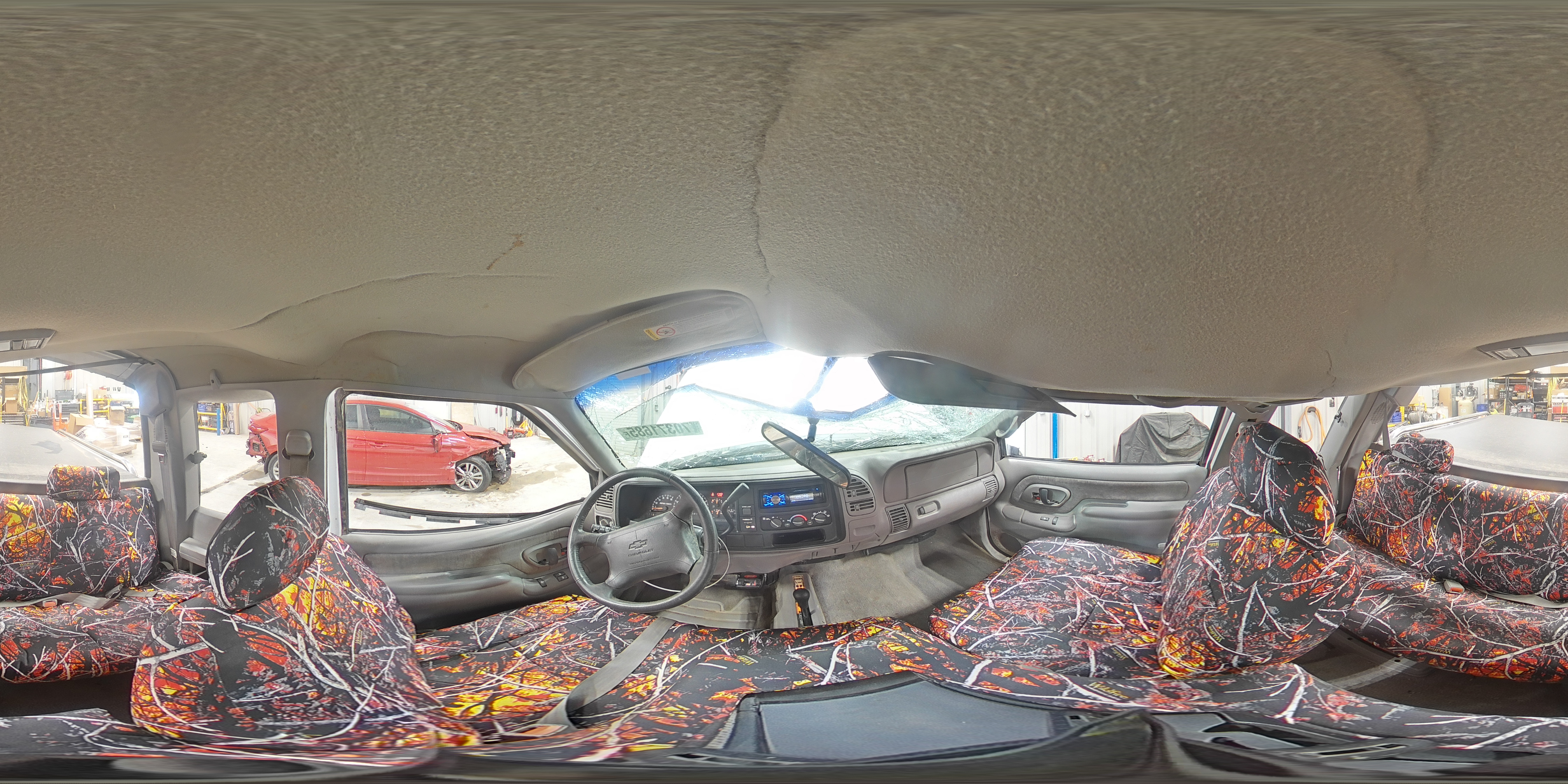 1997 Chevrolet Gmt-400 K1500 VIN: 2GCEK19M1V1217306 Lot: 70371685