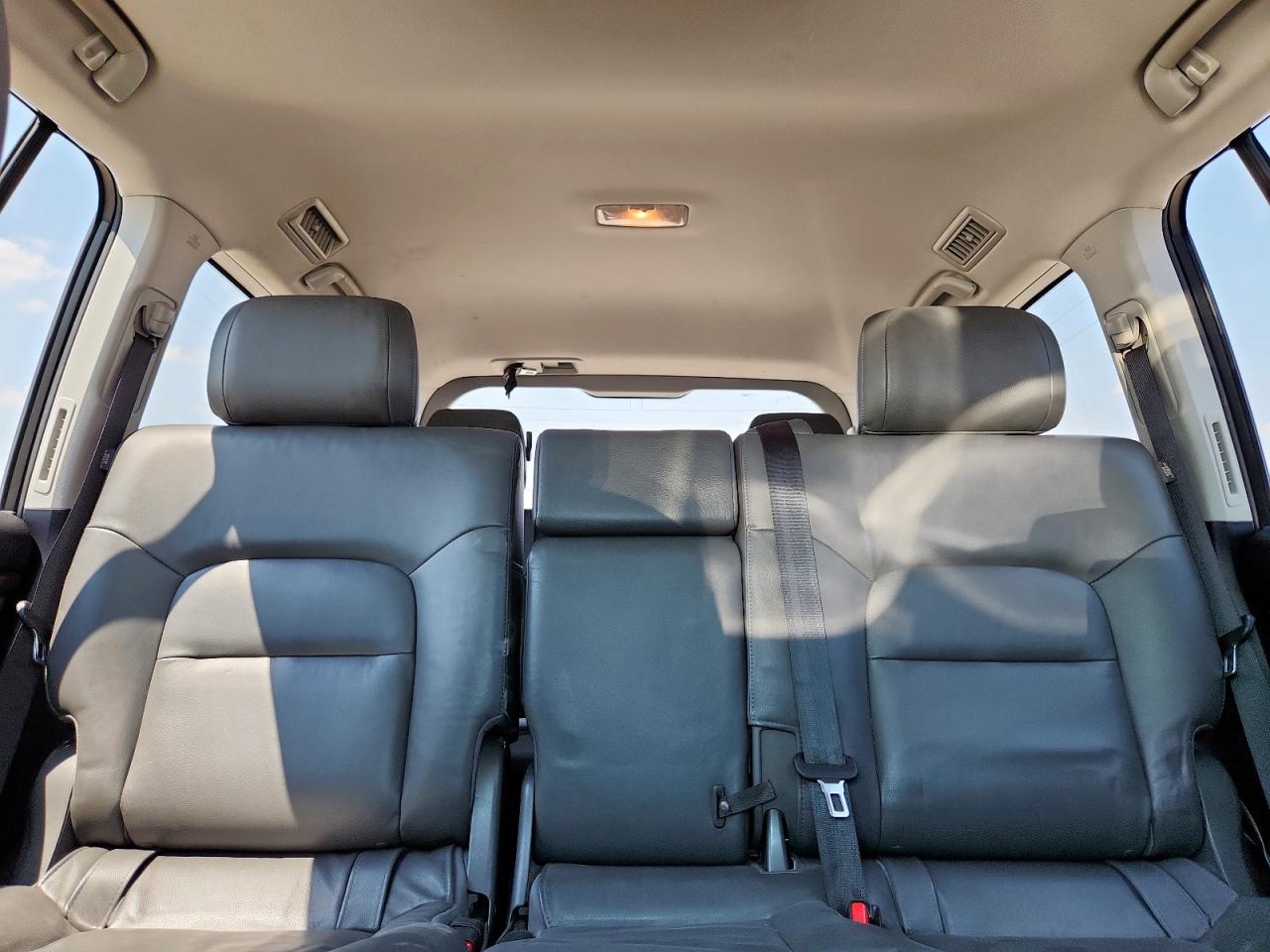 2011 Toyota Land Cruiser VIN: JTMHY7AJ2B5009249 Lot: 69833945