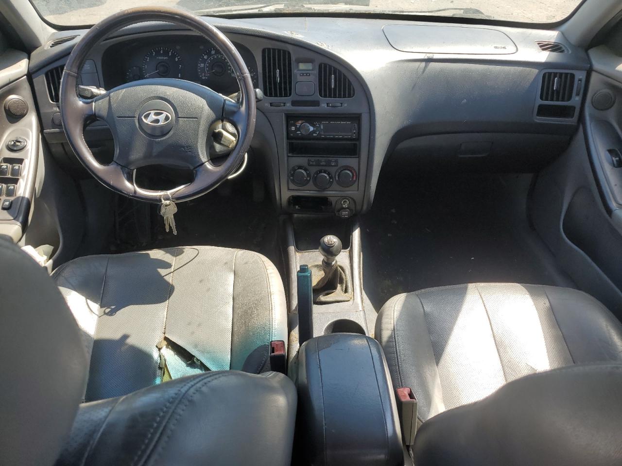 2004 Hyundai Elantra Gls VIN: KMHDN46D94U749135 Lot: 68553035