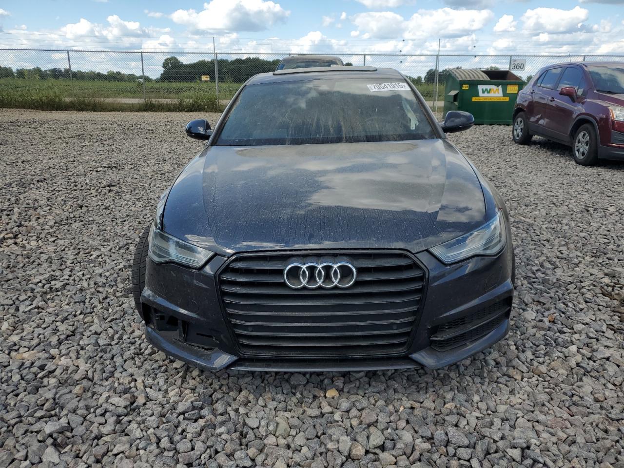 Фото: WAUHMBFC7GN079374