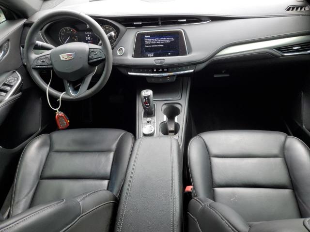  CADILLAC XT4 2019 Bordowy