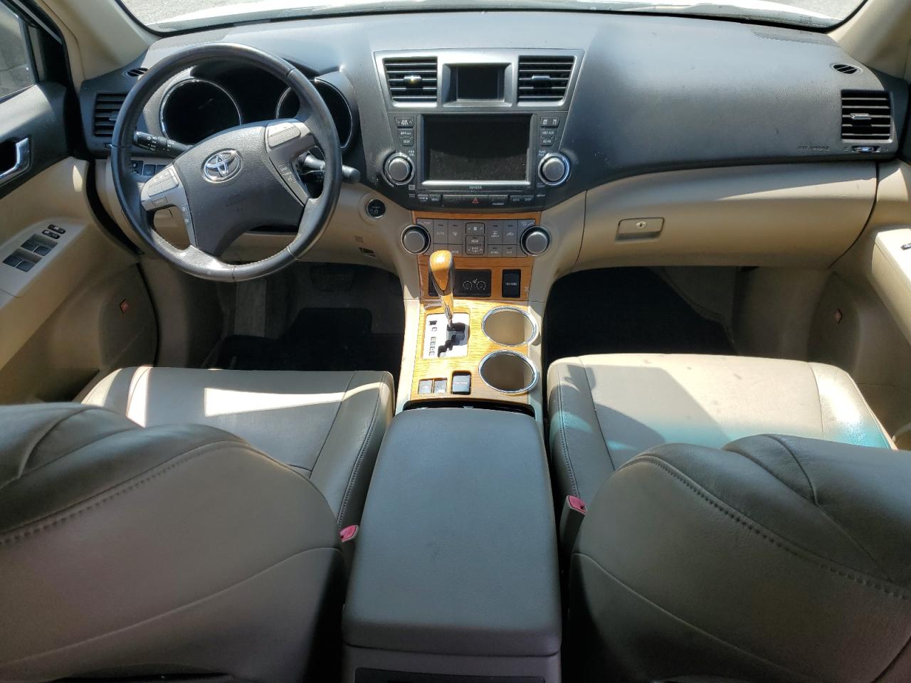 2009 Toyota Highlander Hybrid Limited VIN: JTEEW44A092028361 Lot: 67143945