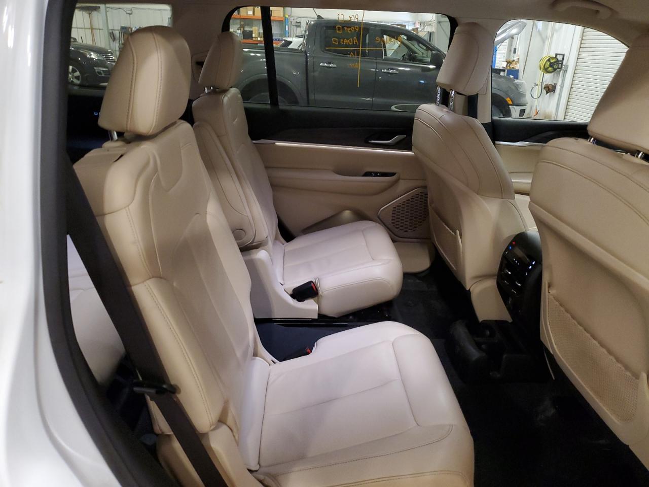 2021 Jeep Grand Cherokee L Limited VIN: 1C4RJKBGXM8119353 Lot: 70301355