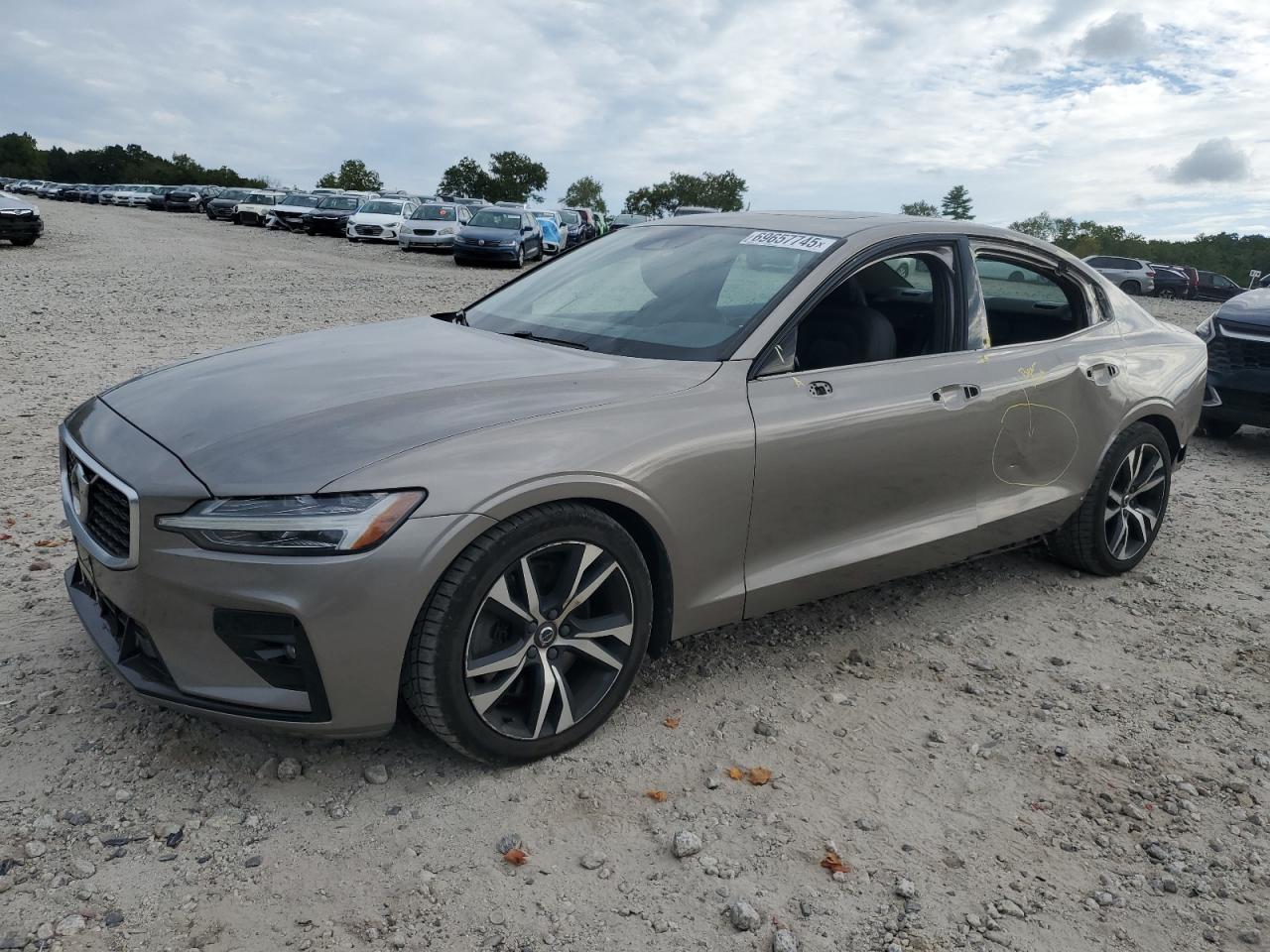 2019 Volvo S60 T6 R-Design