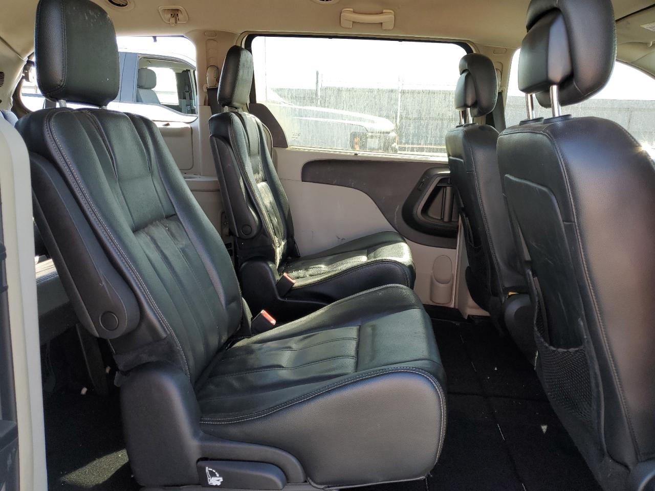 2015 Chrysler Town & Country Touring VIN: 2C4RC1BG7FR727746 Lot: 69459345