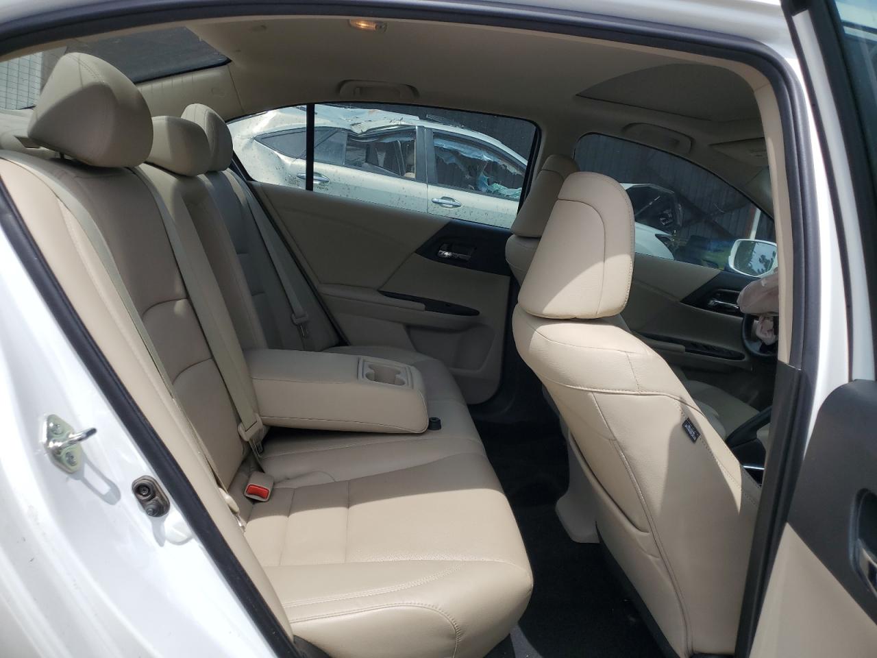 2015 Honda Accord Exl VIN: 1HGCR3F88FA032443 Lot: 68178615