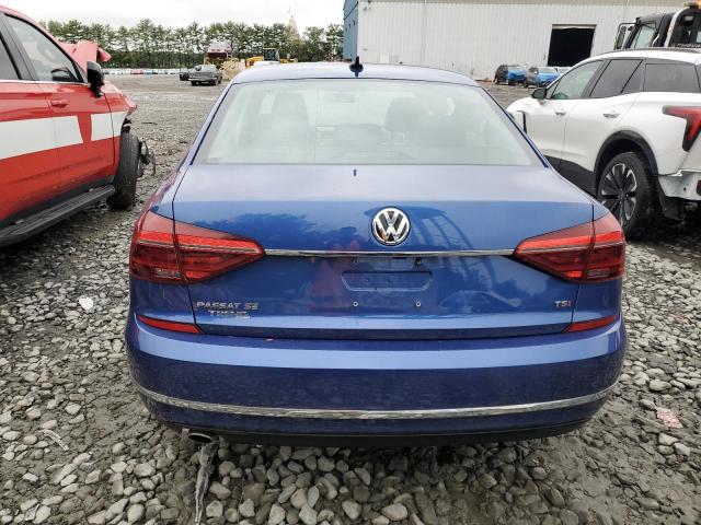  VOLKSWAGEN PASSAT 2017 Синий